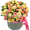 Коробка з кущовими трояндами "Ноти ніжності" - маленьке зображення 1