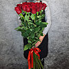 15 метрових червоних троянд "Фрідом" - маленьке зображення 1