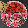 Коробка з рожевою трояндою "Полуничне рандеву" - маленьке зображення 1