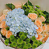 Bouquet with a cream-colored rose and hydrangea "Sky" - small picture 3