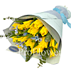 15 желтых тюльпанов с сезонными цветами - меленькое изображение 1