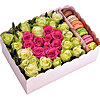 Коробка з трояндами і макарунами "Почуття" - маленьке зображення 1