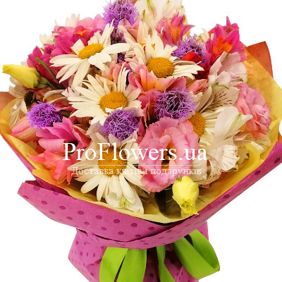 Bouquet of flowers "Chamomile field"