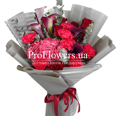  Bouquet with hydrangea "Romantic evening"