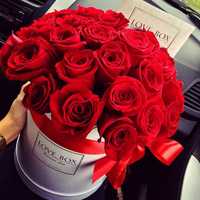 25 красных роз в коробке "Love Box"