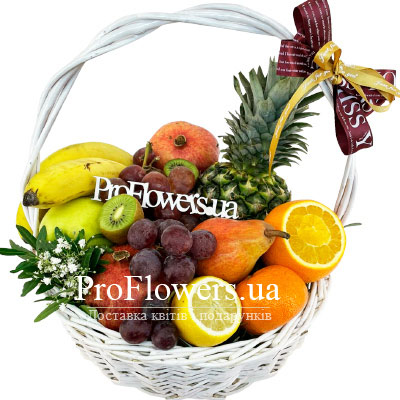 Fruit basket "Sweet and sour taste"