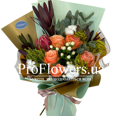 Bouquet with Protea and Rose Kahala "Dragon Power"