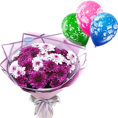 Bouquet of chrysanthemums with balls "Attraction"