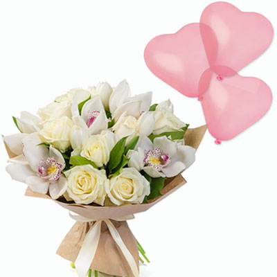 Букет белых роз и орхидей с шариками "Нежность"