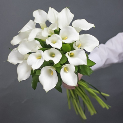 Bouquet of calla lilies "Bright desire"