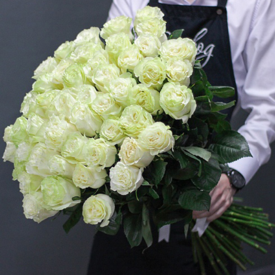 51 white roses "Mondial"