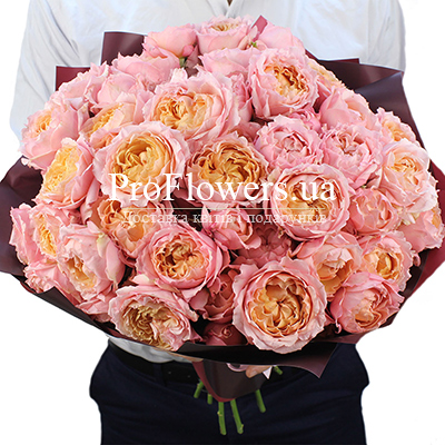 25 пионовидных роз "Нежное признание"