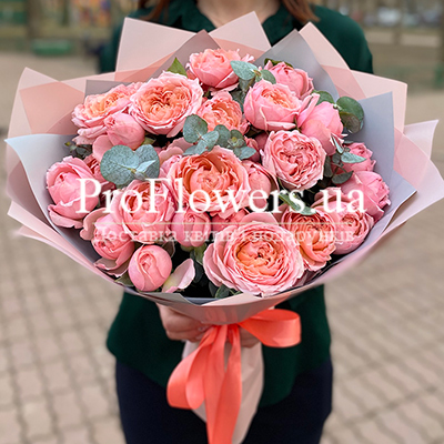Bouquet of peony roses "Symphony"