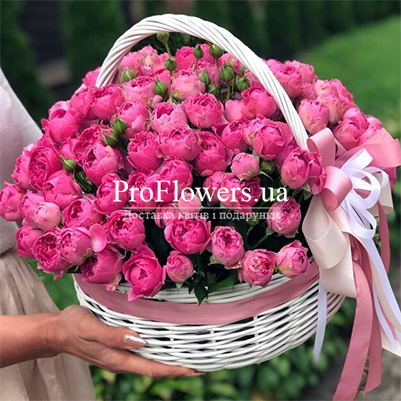 Basket of peony roses "Conqueror of hearts"