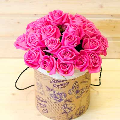 25 розовых роз в коробке "Розовое чудо!"