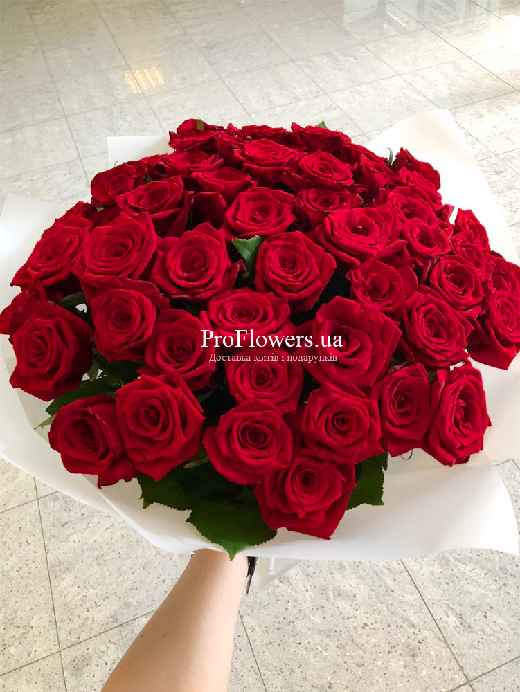 Bouquet of red roses "Viburnum taste" - picture 2