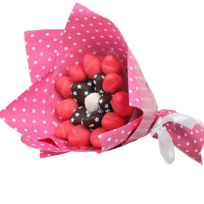 Bouquet of strawberries in chocolate "Temptation"