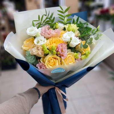 Bouquet of flowers "Versailles"