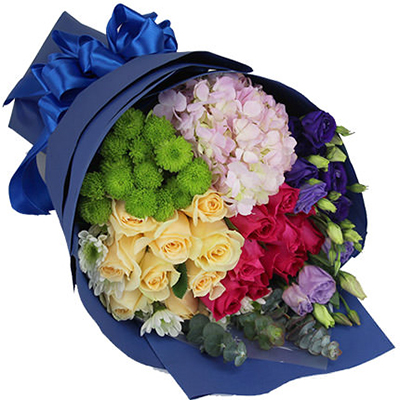 Bouquet with hydrangeas "Paradise pleasure"