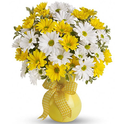 Bouquet of chrysanthemums "Cheerful smile"