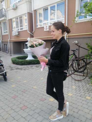 Order with delivery - Bouquet of spray roses "Tenderness"