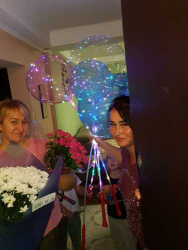 Delivery in Ukraine - Glowing balls "Magic"