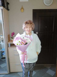 Delivery in Ukraine - Bouquet of chrysanthemums "Attraction"