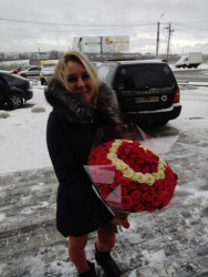 Order with delivery - Bouquet of 101 roses "With Love"
