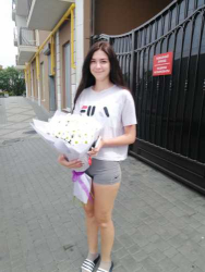 Delivery in Ukraine - Bouquet of chrysanthemums "Little Dream"