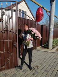 Доставка по Україні - Букет із 101 кущової троянди "Грація"