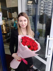31 красная роза "Бордо" - от ProFlowers.ua