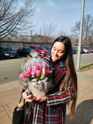 Доставка по Украине - Розовые тюльпаны в коробке