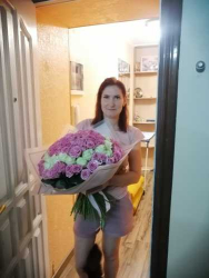 Доставка по Україні - Букет з 101 троянди "З Любов'ю"