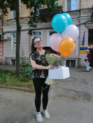 Bouquet with balloons "Cream dessert" - buy at flower shop ProFlowers.ua