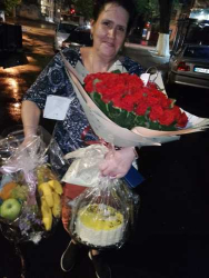 Delivery in Ukraine - Fruit basket "Fragrant fruits"