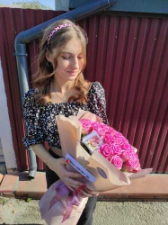 Delivery in Ukraine - 51 pink rose