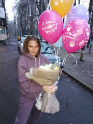 Delivery in Ukraine - Bouquet with balloons "Cream dessert"