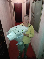 Delivery in Ukraine - Bouquet of chrysanthemums "Dream"