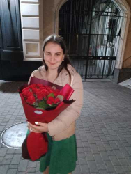 Доставка по Україні - 25 червоних троянд "Закоханість"