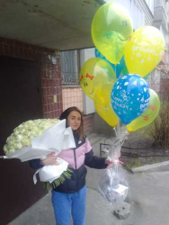 Delivery in Ukraine - Snow-white bouquet "For the Goddess!"
