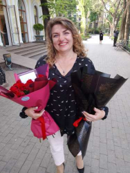 Доставка по Украине - 25 красных роз "Влюбленность"