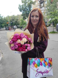 Доставка по Украине - Букет кустовых роз "Краски любви"