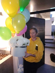 Delivery in Ukraine - Peonies in the box "Beloved"