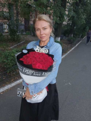 Купить с доставкой - Европейский букет из 51 красной розы