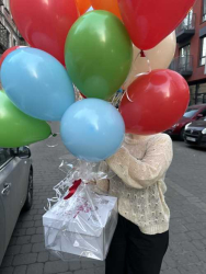 Delivered in Kiev 17 colorful balloons
