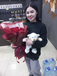 Delivered in Kiev  25 red roses " Love"