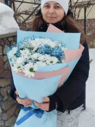 Delivered in Kiev  Bouquet "Chamomile Paradise"