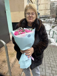 Delivered in Kiev Bouquet of roses "Fragrant"