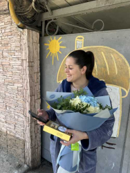 Доставка по Украине - Букет "Голубая лагуна"
