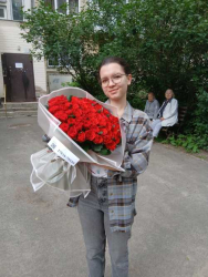 Доставили в Киеве 101 красная роза